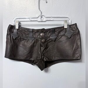 Genuine Leather 1 inch Shorts